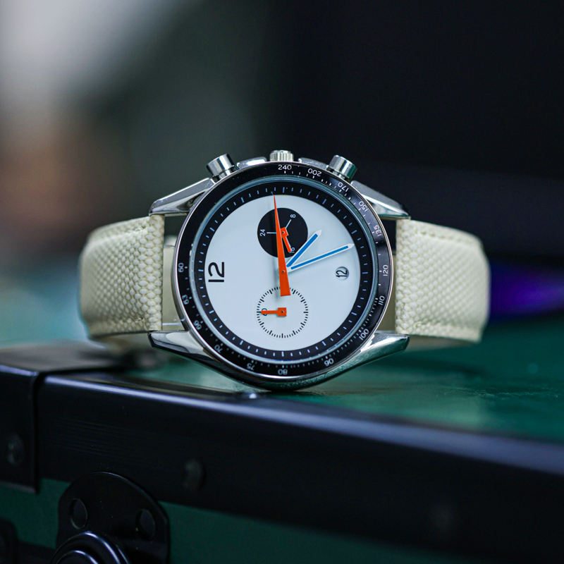 CILOA New Simple Watch Men's L - đánh giá và giá Luxury Watch Hublot