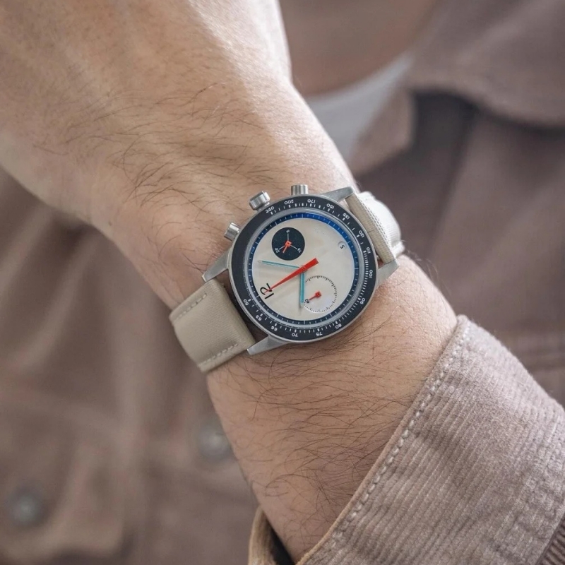 CILOA New Simple Watch Men's L - đánh giá và giá Luxury Watch Hublot