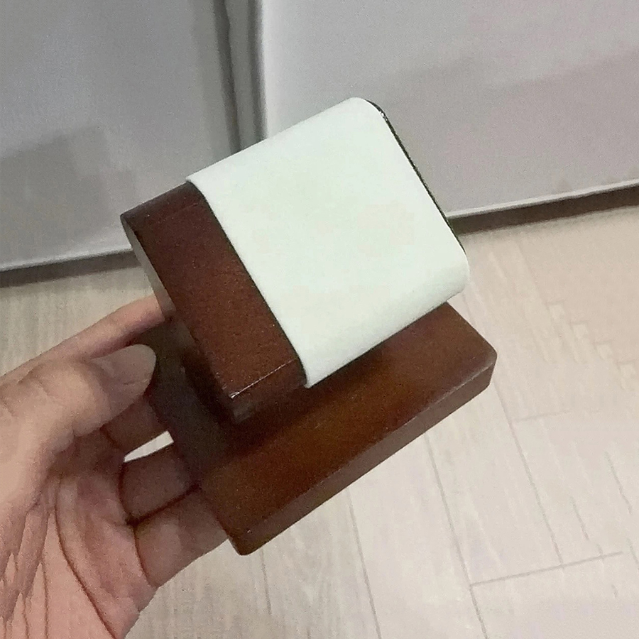 Wooden Watch Display Stand Sol - đánh giá và giá Luxury Watch Stand