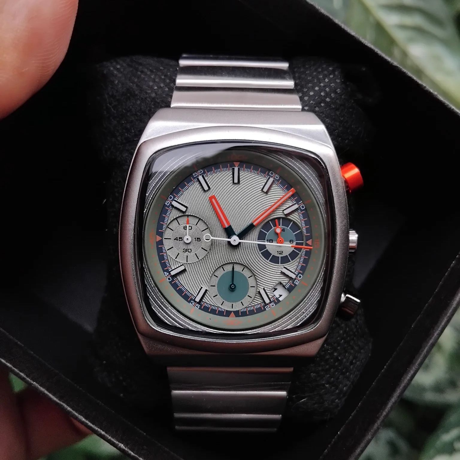CILOA 2026 New Square Men's Wa - đánh giá và giá Luxury Watch Hublot
