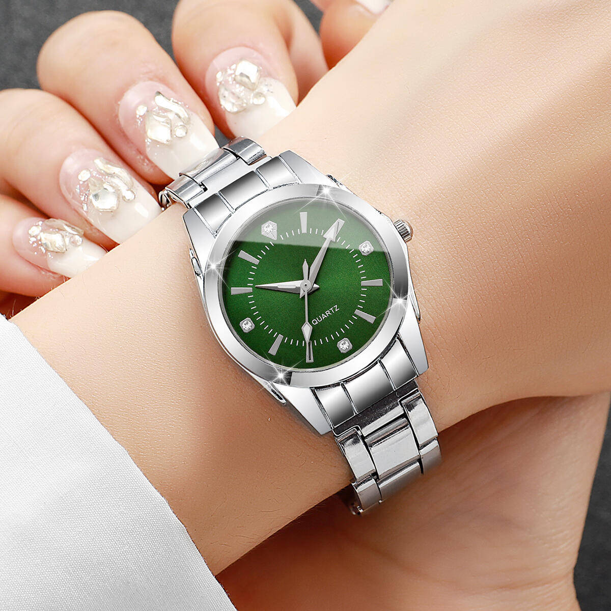 Luxury Rhinestone Women Watche - đánh giá và giá Luxury Watch Organizer